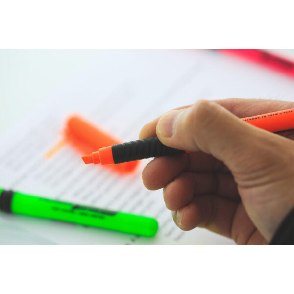 Pen Style Fluorescent Highlighter Yellow w/ Cushion Grip (4/Pack) #2321